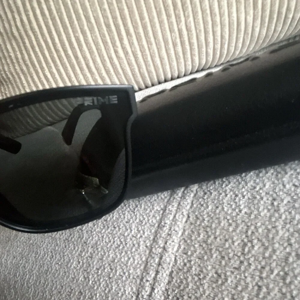 Blenders Prime Cat eye Blenders Sunglasses Black Lenses polarized w/  case